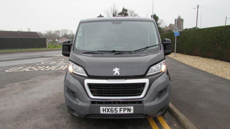 PEUGEOT BOXER