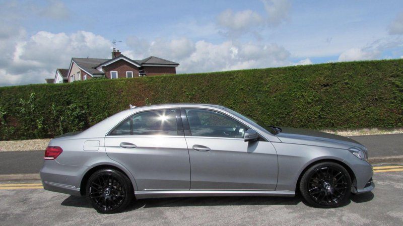 MERCEDES-BENZ E CLASS