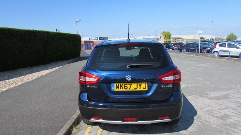 SUZUKI SX4 S-CROSS