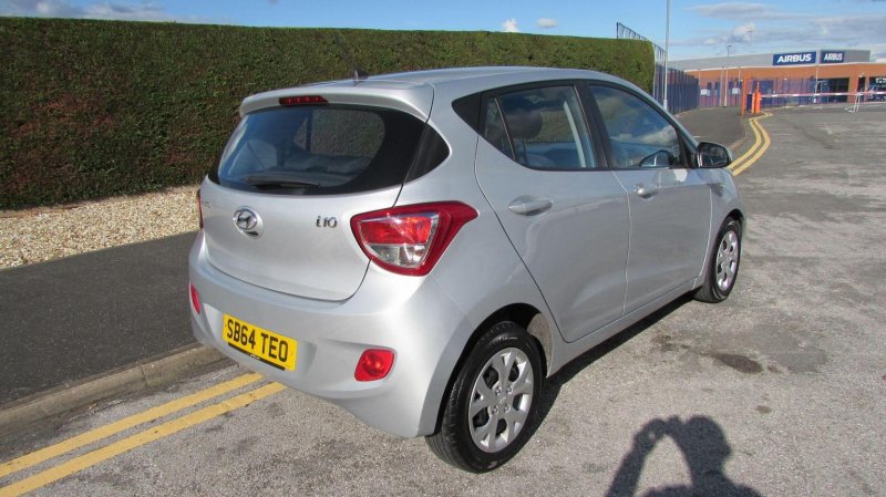HYUNDAI I10