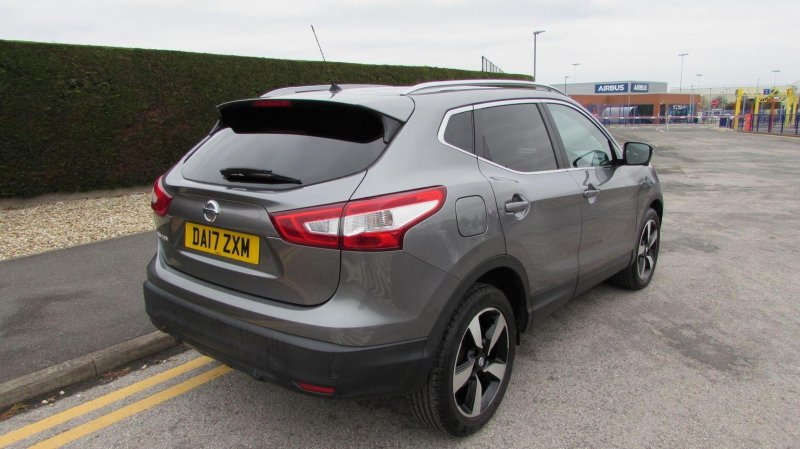 NISSAN QASHQAI