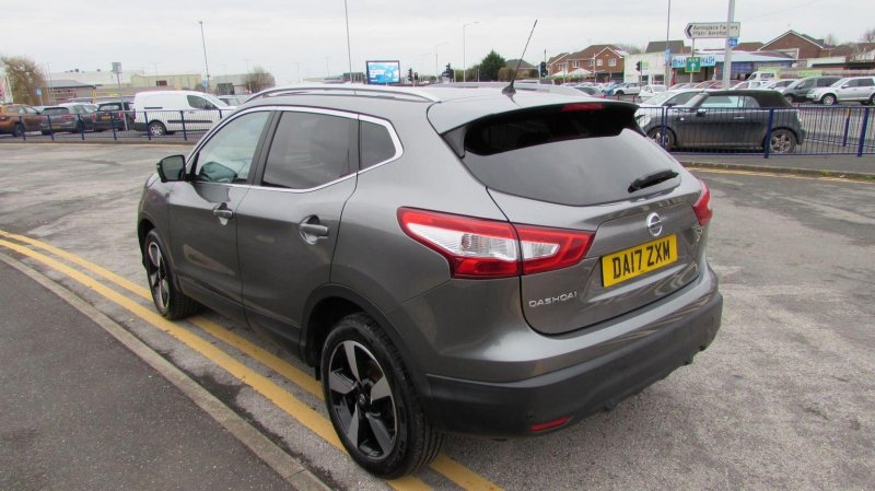 NISSAN QASHQAI