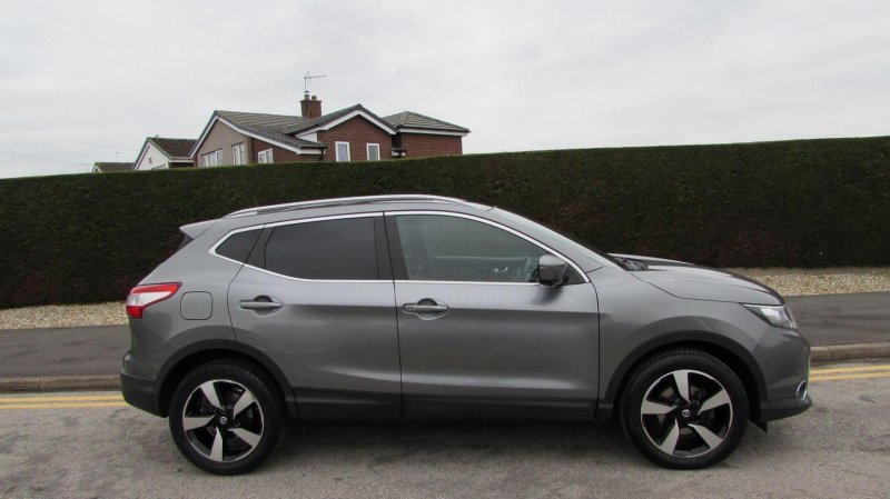 NISSAN QASHQAI