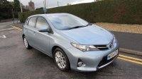TOYOTA AURIS