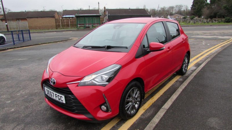 TOYOTA YARIS