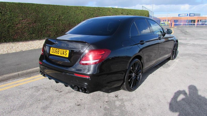 MERCEDES-BENZ E CLASS