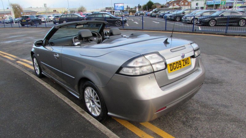 SAAB 9-3