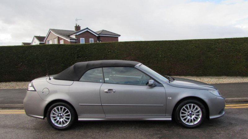 SAAB 9-3