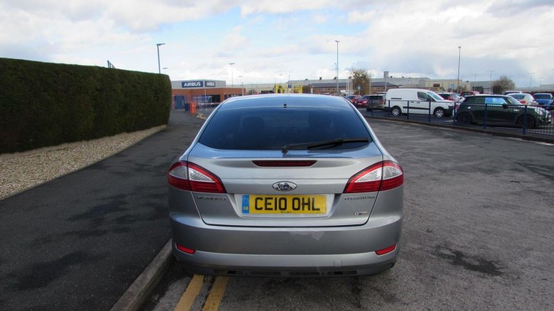 FORD MONDEO