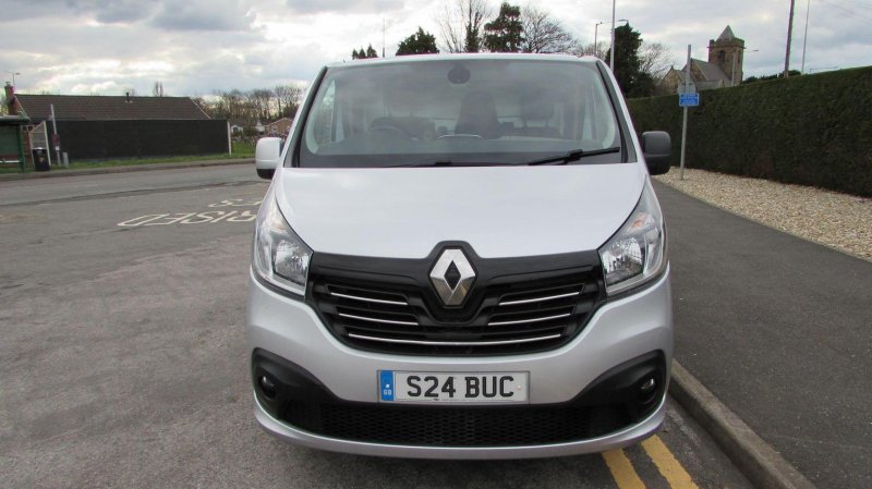 RENAULT TRAFIC