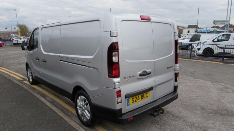 RENAULT TRAFIC