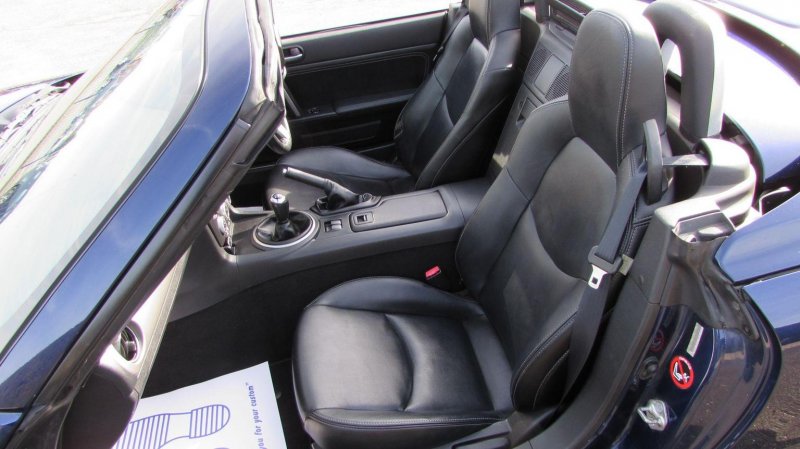 MAZDA MX-5