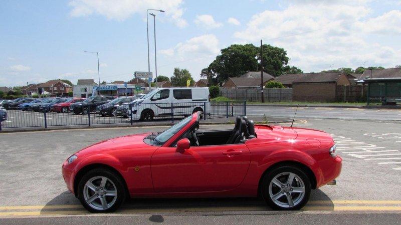 MAZDA MX-5