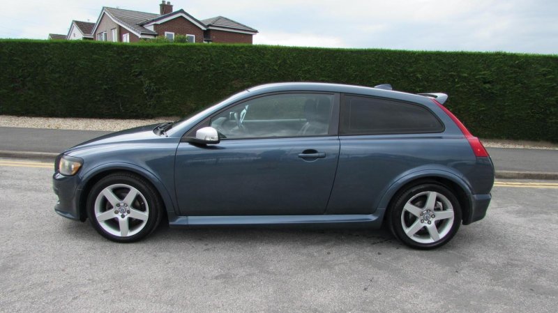 VOLVO C30