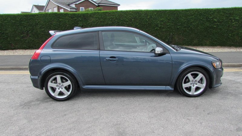 VOLVO C30