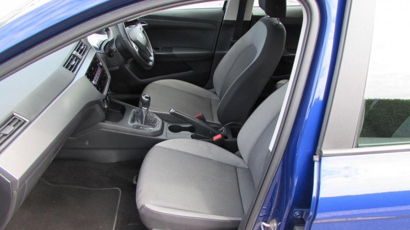 SEAT IBIZA