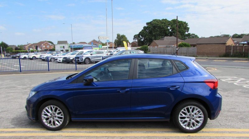 SEAT IBIZA