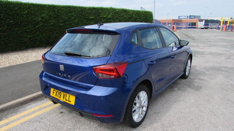 SEAT IBIZA