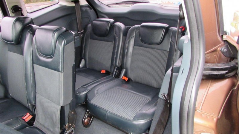 FORD GRAND C-MAX