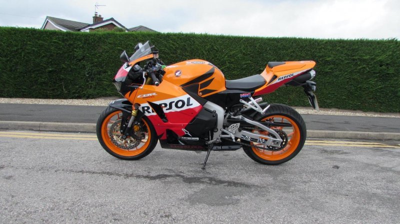 HONDA CBR600RR